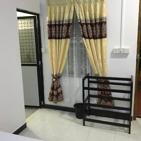 Trinco Relax Hut Hotel Trincomalee Ngoại thất bức ảnh