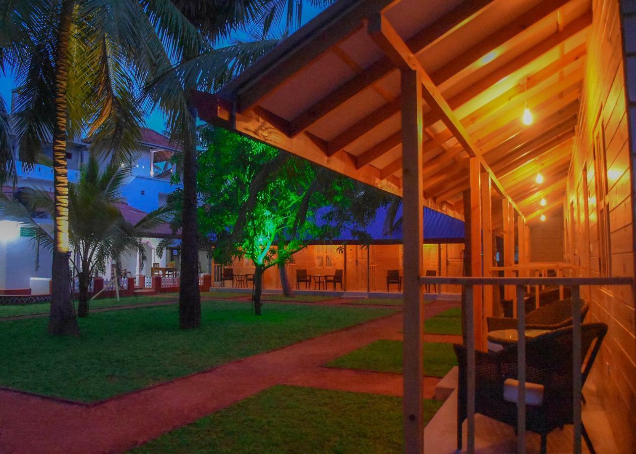Trinco Relax Hut Hotel Trincomalee Ngoại thất bức ảnh
