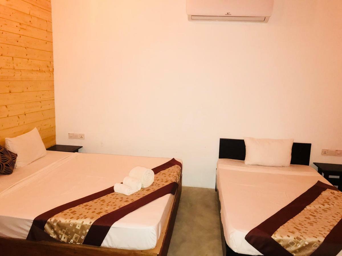 Trinco Relax Hut Hotel Trincomalee Ngoại thất bức ảnh